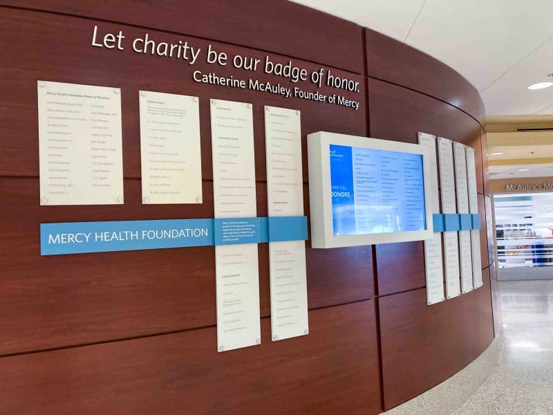 Mercy Hospital Digital Donor Walls - Engraphix Architectural Signage, Inc.